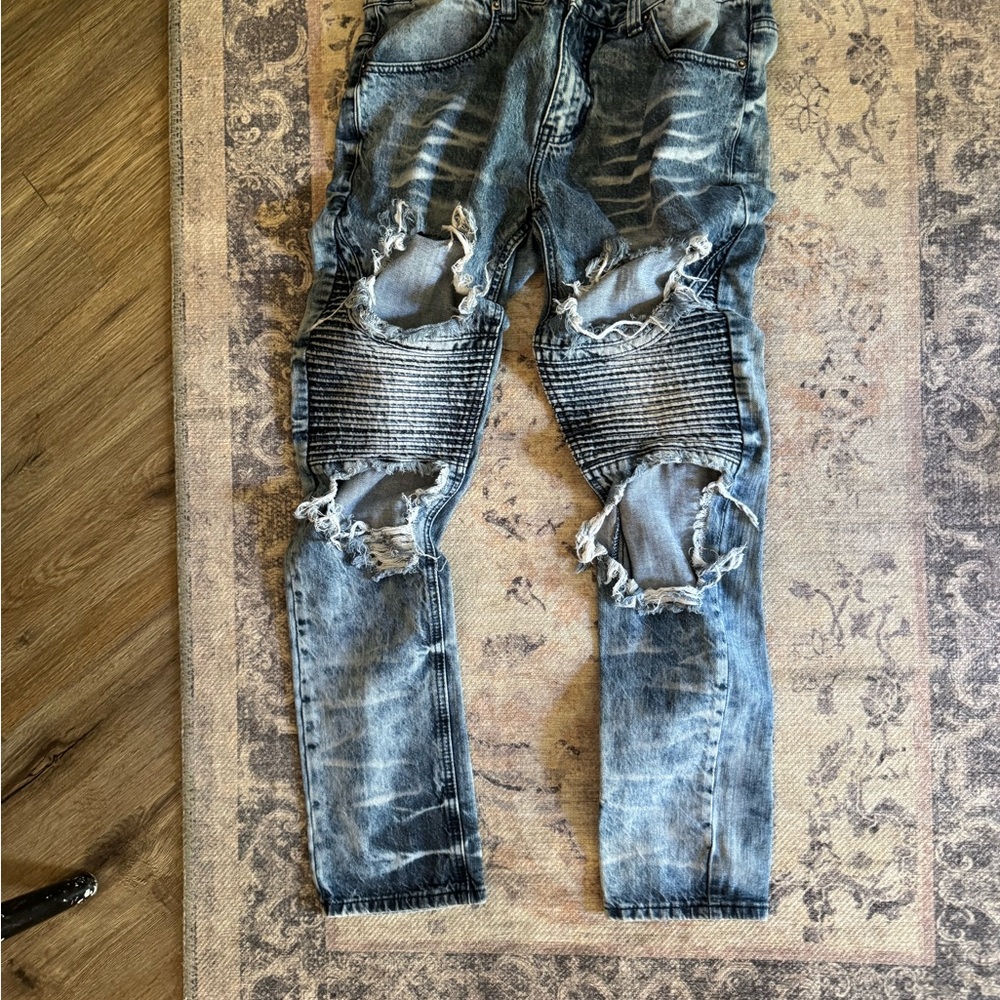 Express Ripped Skinny Jeans in Faded Blue